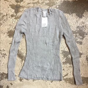 New H &M knit sweater, size small